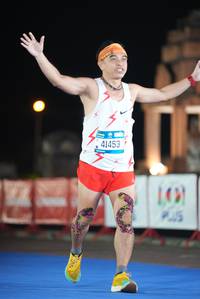 BIB: 41453, 101
                            <button type="button" onclick="openModal(19772864)" class="btn btn-primary btn-sm float-right btn-popup" data-toggle="modal" data-target=".modal-high-quality">
                        <i class="fas fa-shopping-cart"></i> Add to Cart
                    </button>
                                            <button type="button" onclick="isThisMe(19772864, true)" class="btn btn-success btn-sm float-right btn-popup btn-isme hidden" data-toggle="tooltip" data-placement="bottom" title="นี่คือรูปของคุณใช่ไหม คลิกที่นี่เพื่อเอาเข้าอัลบั้ม">
                        <i class="fas fa-plus"></i> Add to album
                    </button>
                    <button type="button" onclick="isThisMe(19772864, false)" class="btn btn-warning btn-sm float-right btn-popup btn-isnotme hidden">
                        <i class="fas fa-ban"></i> Remove from album
                    </button>